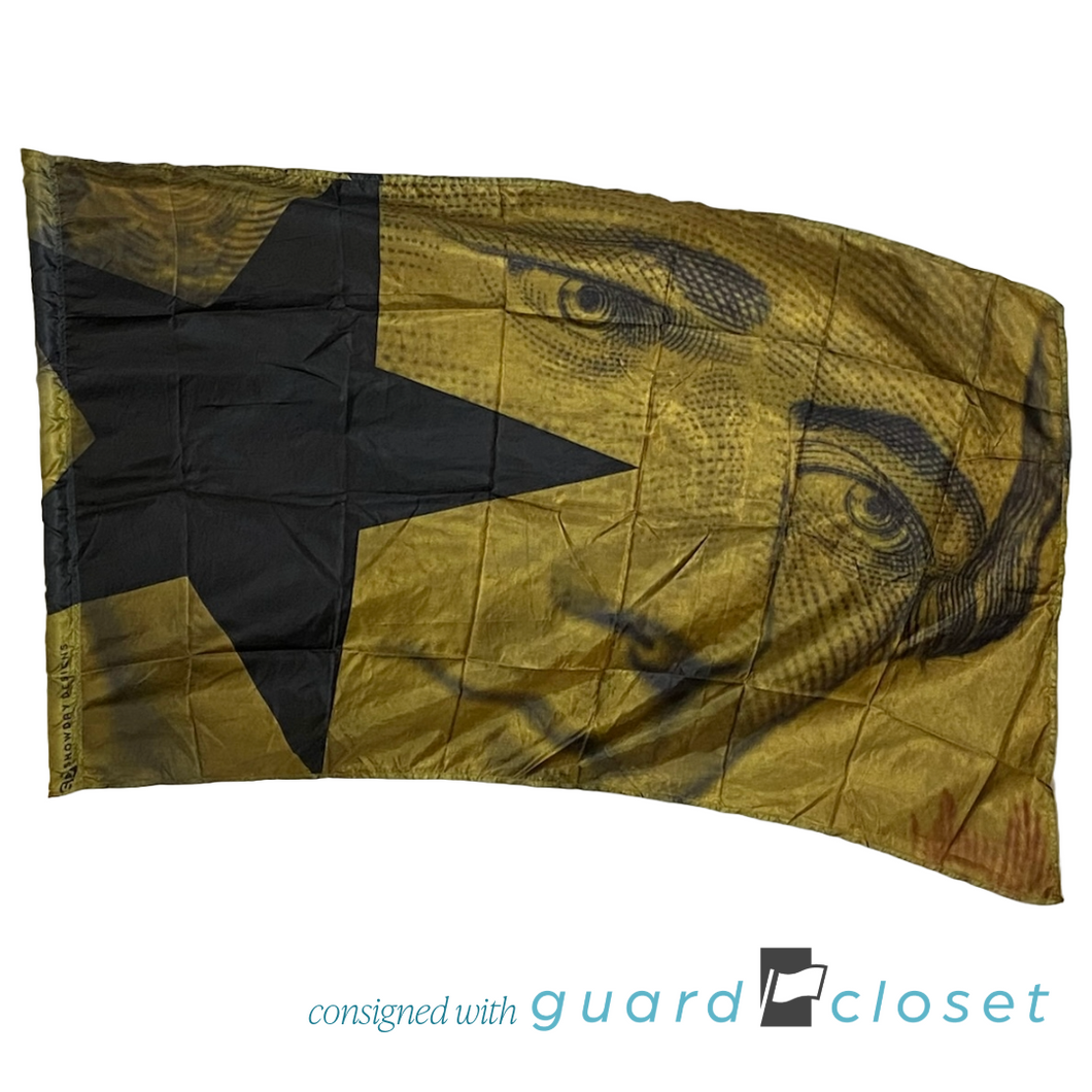 23 Hamilton flags by Showday Designs