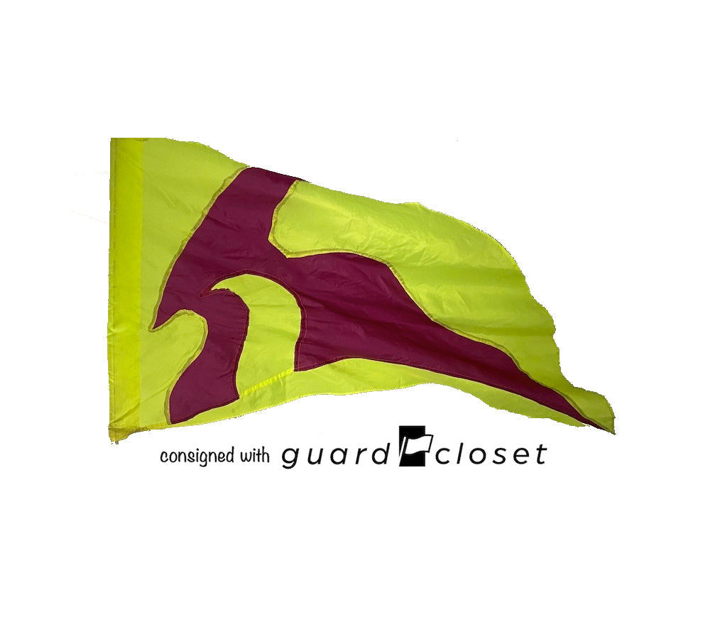 15 yellow burgundy flags