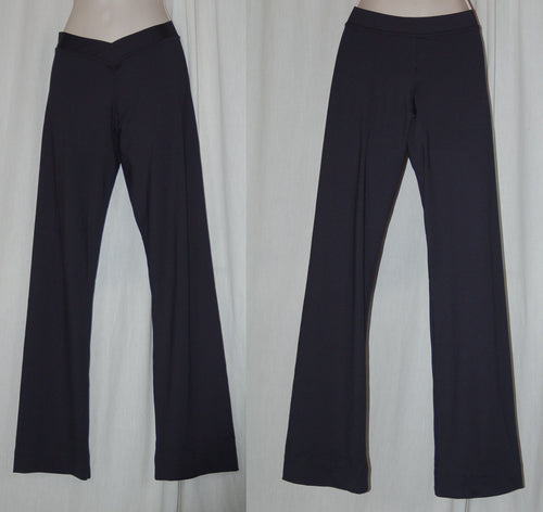 15 Black Pants guardcloset